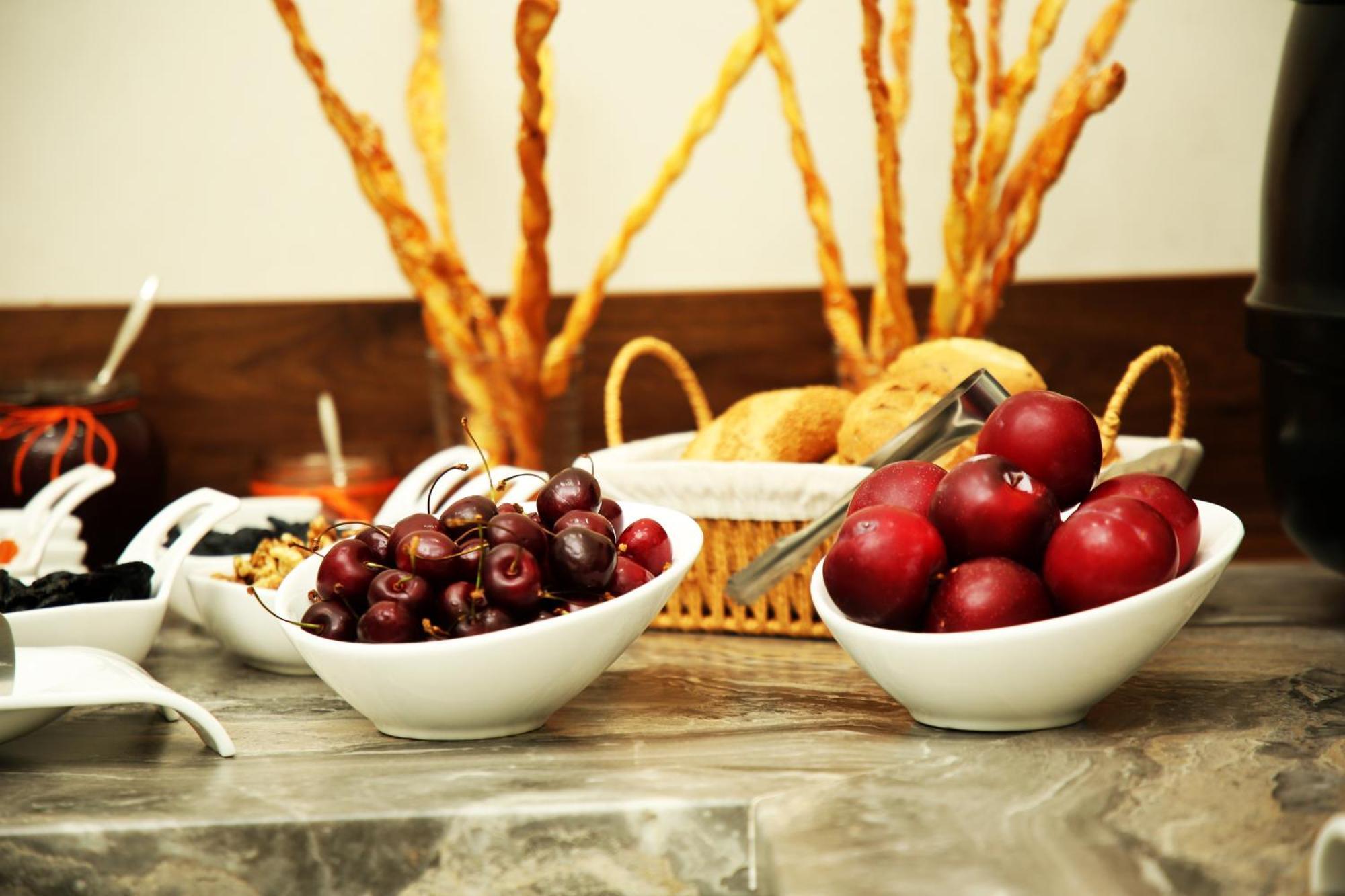 Parklane Hotel Tashkent Bagian luar foto