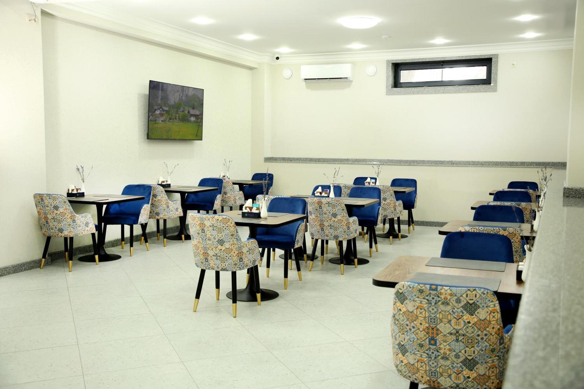 Parklane Hotel Tashkent Bagian luar foto