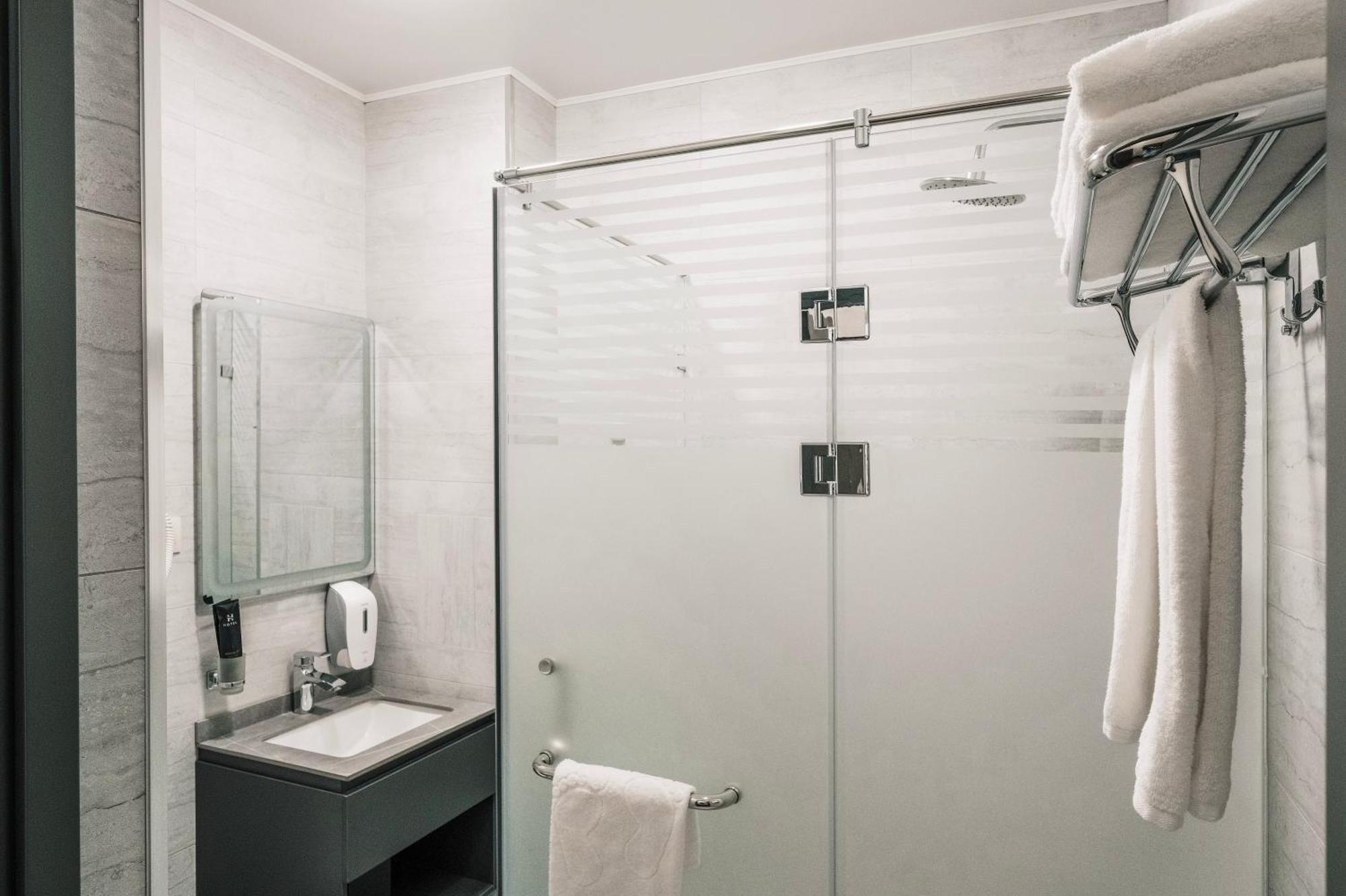 Parklane Hotel Tashkent Bagian luar foto